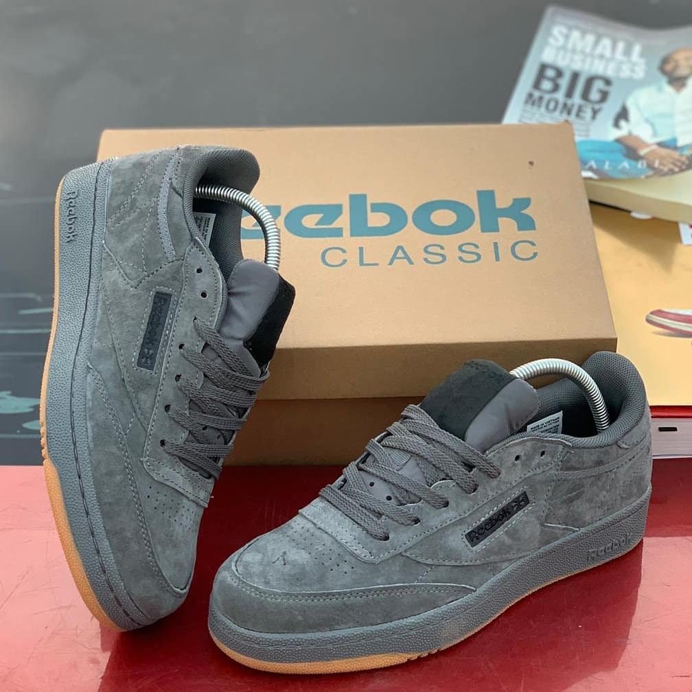 Reebok Classic Grey Suede Sneakers 00516 - Image 3