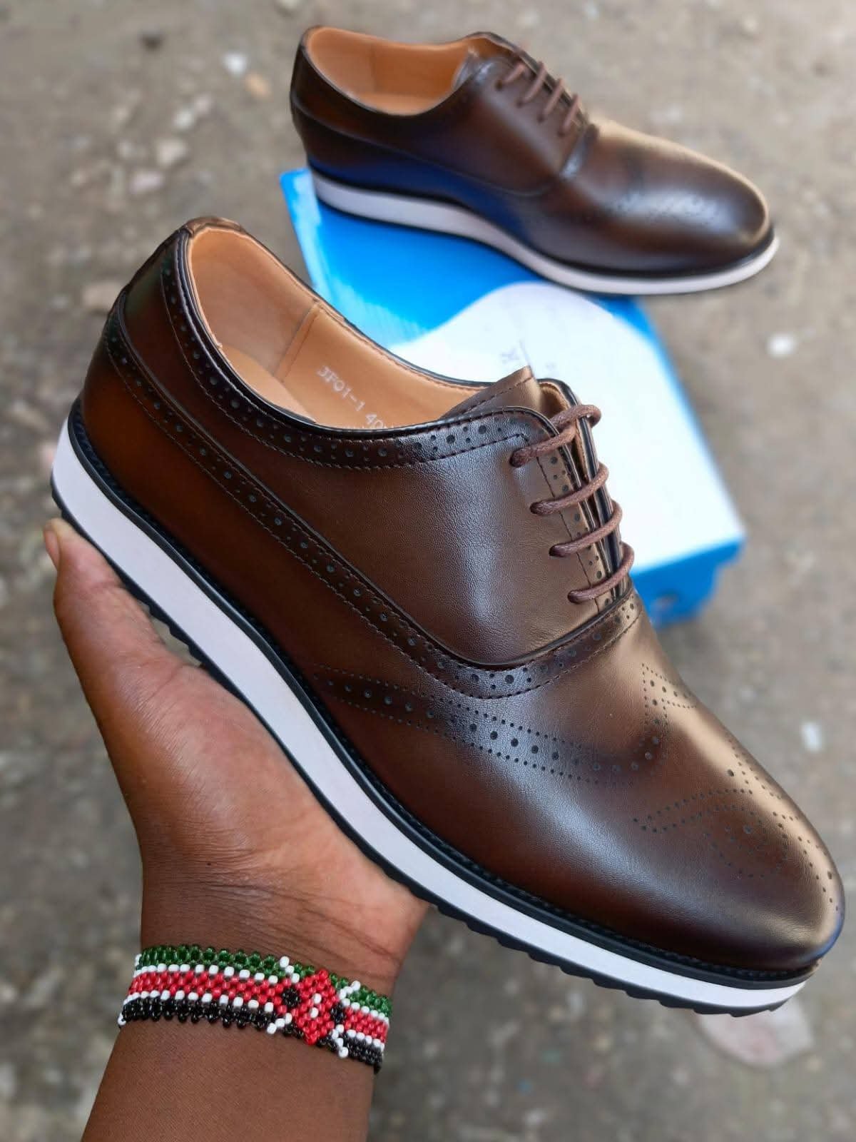 John Foster London Classic Luxury Leather Men's Shoes, Timeless Oxford Silhouette with Brogue Detailing - Image 4